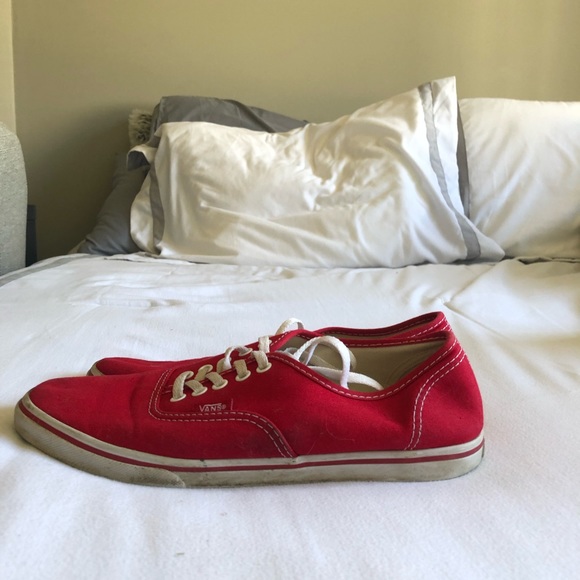 Vans - Picture 2 of 2